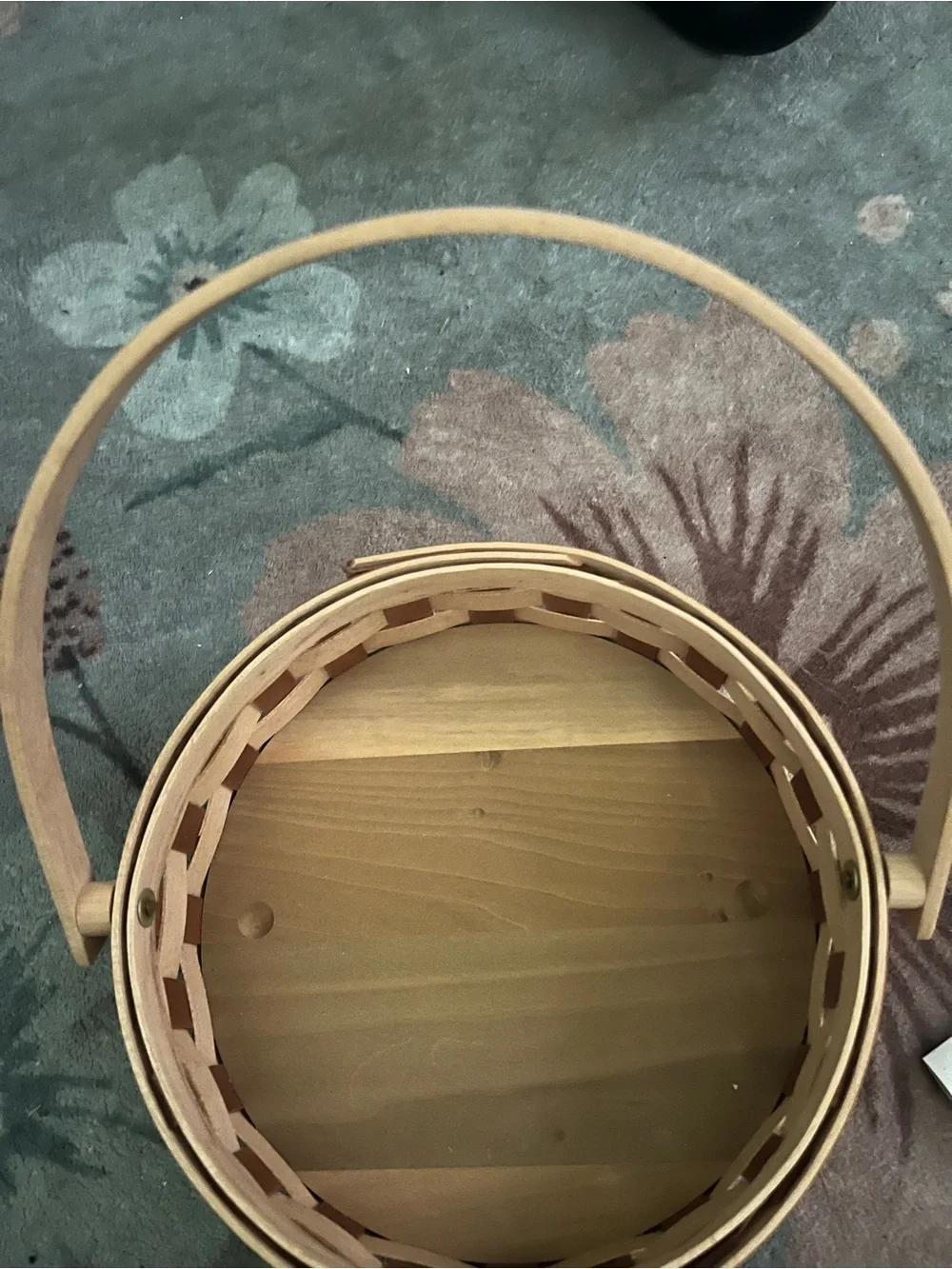 Longaberger Basket with Burgundy Pottery pie plate. - Picture 3 of 5